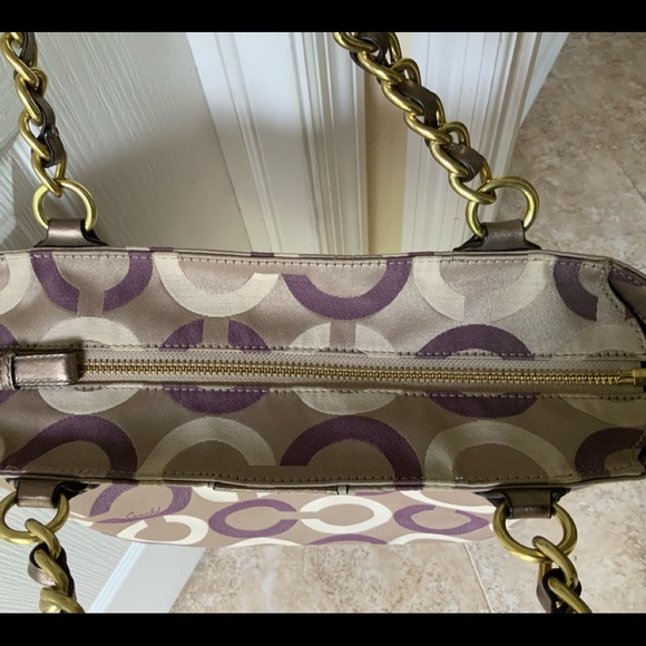 Coach Handbag - Picture 6 of 10